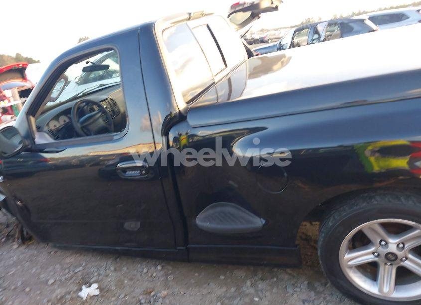 Photo 15 of 2004 Ford F-150 HERITAGE LIGHTNING (VIN 2FTRF07334CA19761)