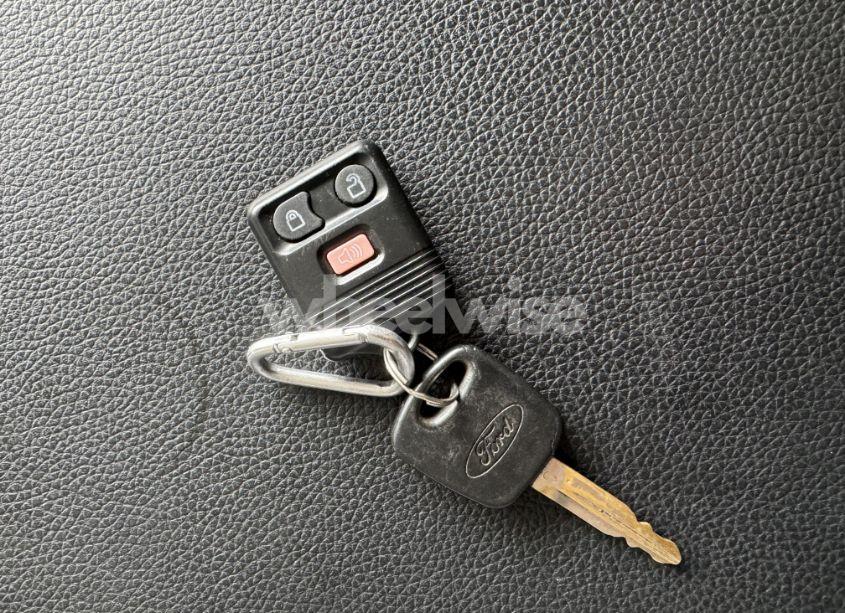 Photo 10 of 2003 Ford F-150 LIGHTNING (VIN 2FTRF073X3CA56501)