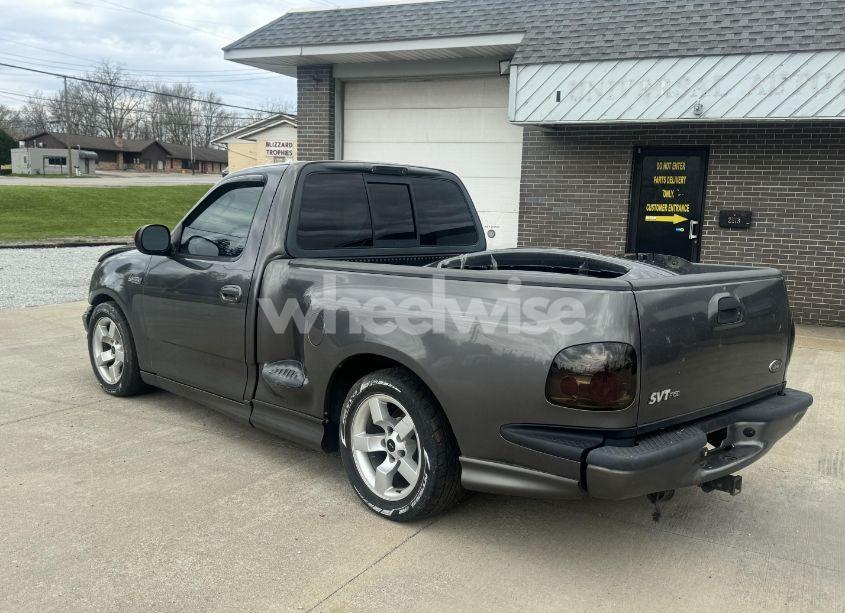 Photo 3 of 2003 Ford F-150 LIGHTNING (VIN 2FTRF073X3CA56501)