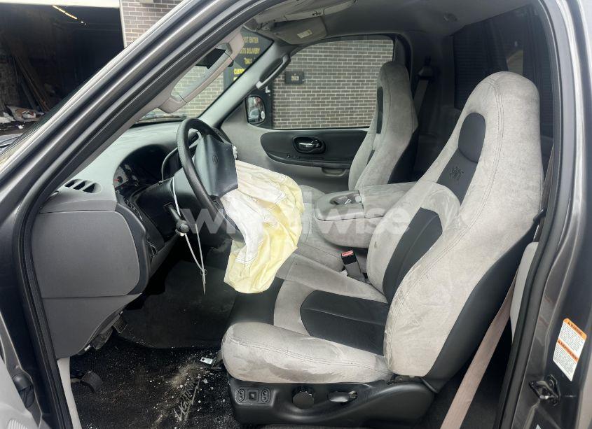 Photo 4 of 2003 Ford F-150 LIGHTNING (VIN 2FTRF073X3CA56501)