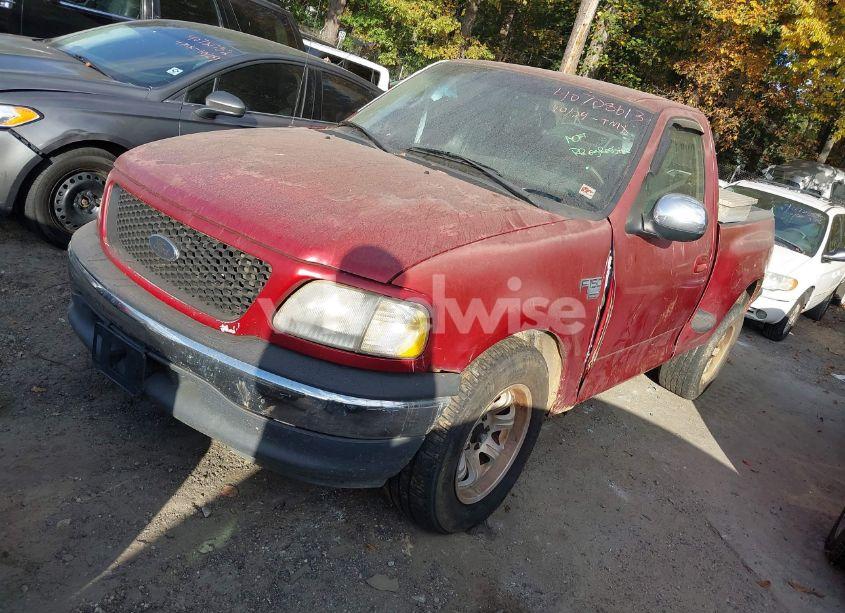 Photo 2 of 2000 Ford F-150 XL/XLT (VIN 2FTRF07LXYCA44260)