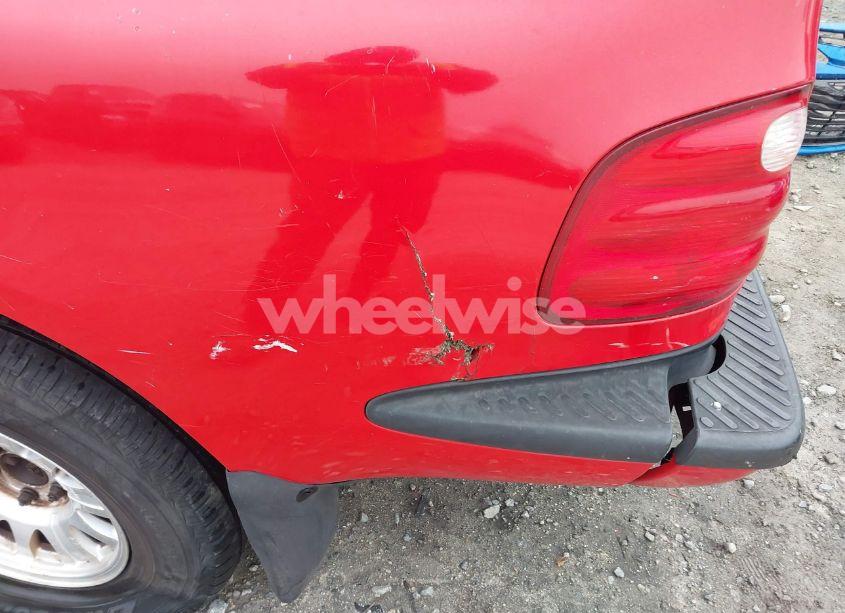 Photo 6 of 2001 Ford F-150 XL/XLT (VIN 2FTRF07W21CA33768)