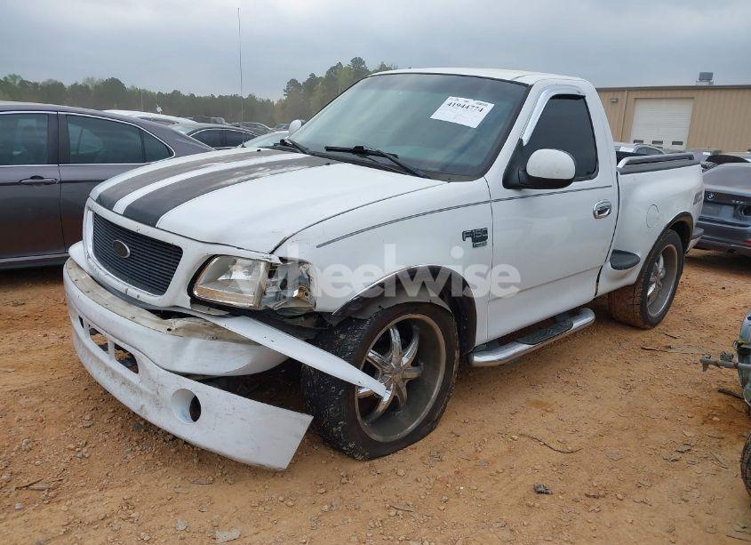 Photo 2 of 2003 Ford F-150 XL/XLT (VIN 2FTRF07W43CA38120)