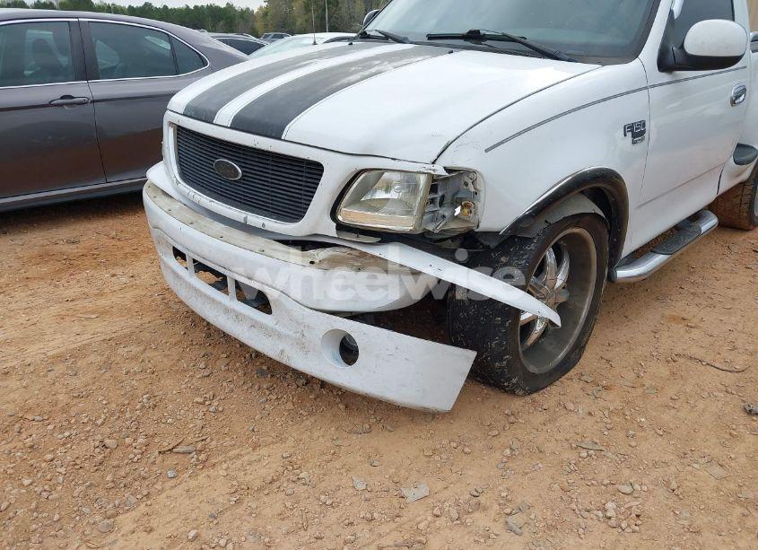 Photo 6 of 2003 Ford F-150 XL/XLT (VIN 2FTRF07W43CA38120)