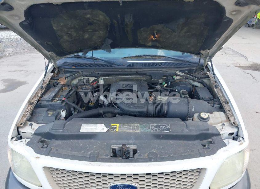 Photo 10 of 2002 Ford F-150 XL/XLT (VIN 2FTRF08L72CA57411)