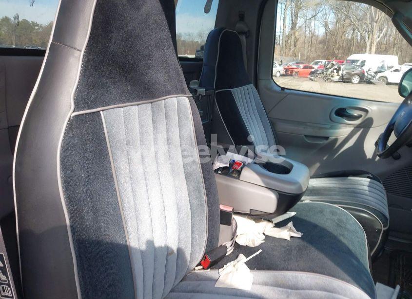 Photo 8 of 2004 Ford F-150 HERITAGE XL/XLT (VIN 2FTRF08W14CA09335)