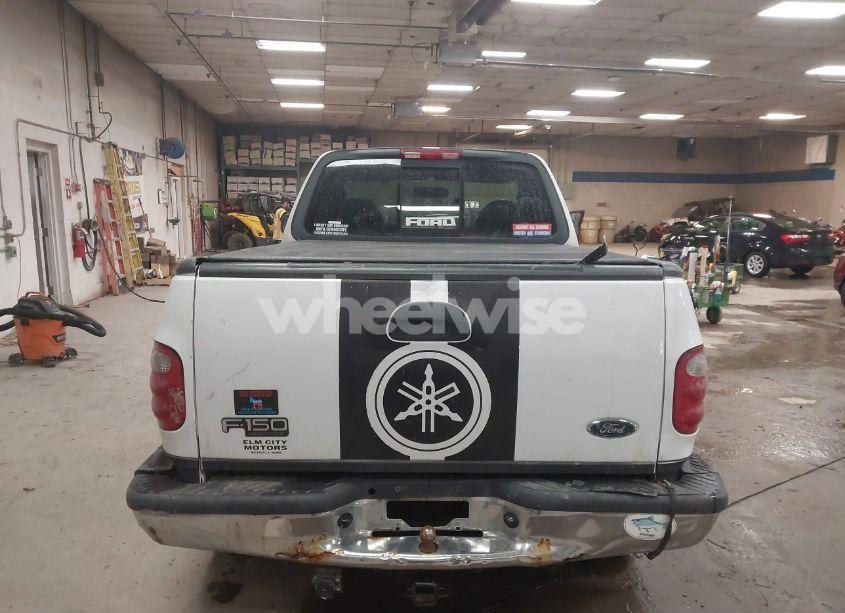 Photo 15 of 2004 Ford F-150 HERITAGE XL/XLT (VIN 2FTRF08W34CA17419)