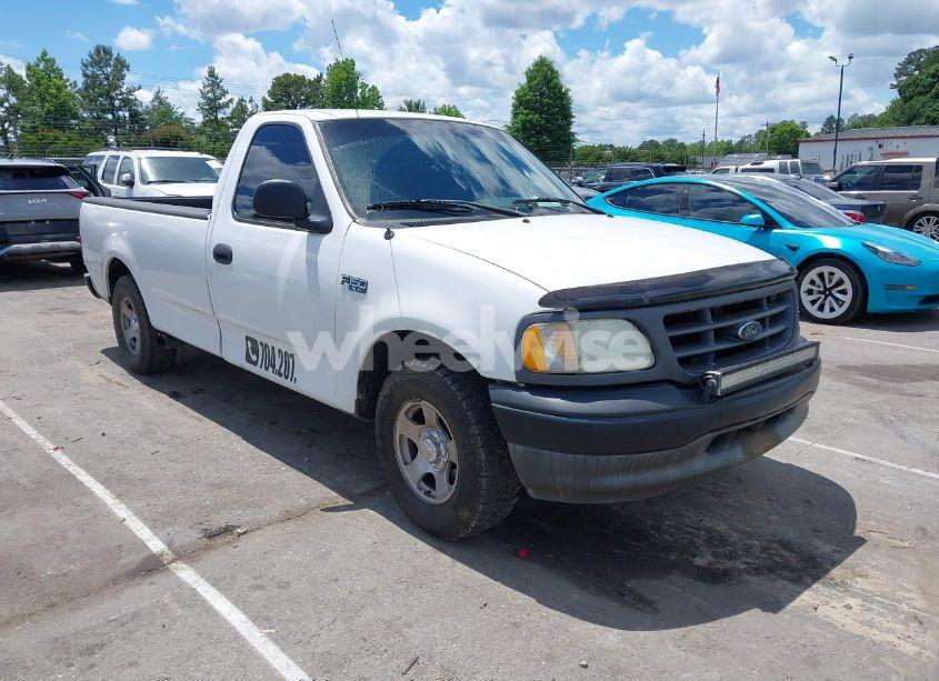 2003 Ford F-150 XL/XLT (VIN 2FTRF17233CA62072) main photo
