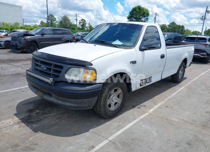 Photo 2 of 2003 Ford F-150 XL/XLT (VIN 2FTRF17233CA62072)