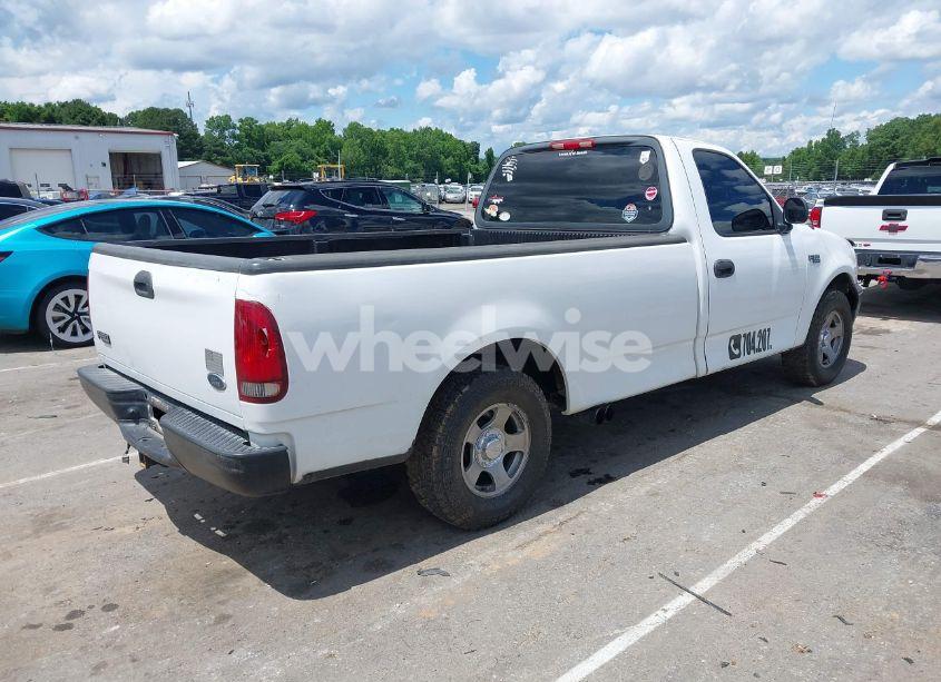 Photo 4 of 2003 Ford F-150 XL/XLT (VIN 2FTRF17233CA62072)