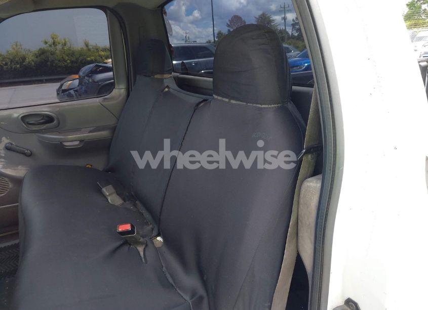 Photo 8 of 2003 Ford F-150 XL/XLT (VIN 2FTRF17233CA62072)