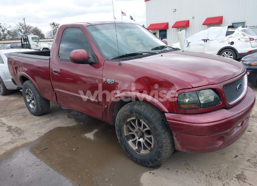 2003 Ford F-150 XL/XLT (VIN 2FTRF17243CA98658) main photo