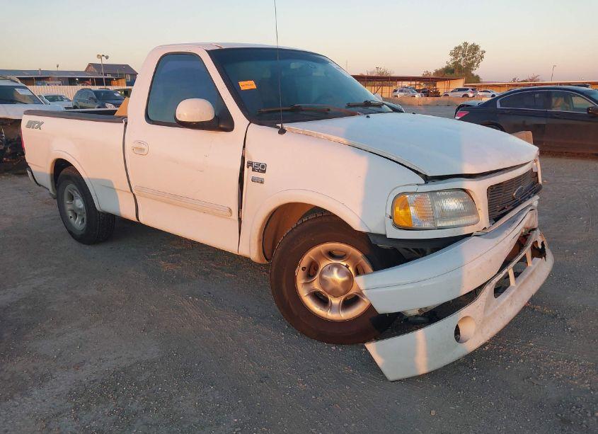 2003 Ford F-150 XL/XLT (VIN 2FTRF17243CB03292) main photo