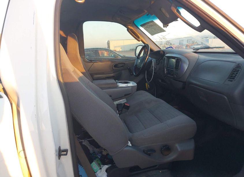 Photo 5 of 2003 Ford F-150 XL/XLT (VIN 2FTRF17243CB03292)