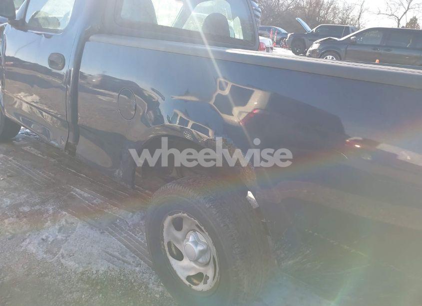 Photo 16 of 2003 Ford F-150 XL/XLT (VIN 2FTRF17283CA68062)