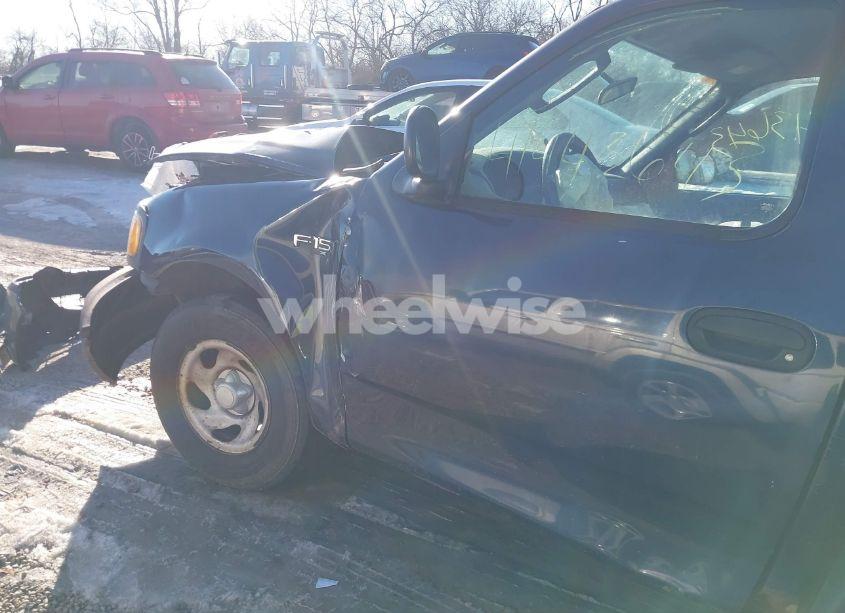 Photo 17 of 2003 Ford F-150 XL/XLT (VIN 2FTRF17283CA68062)