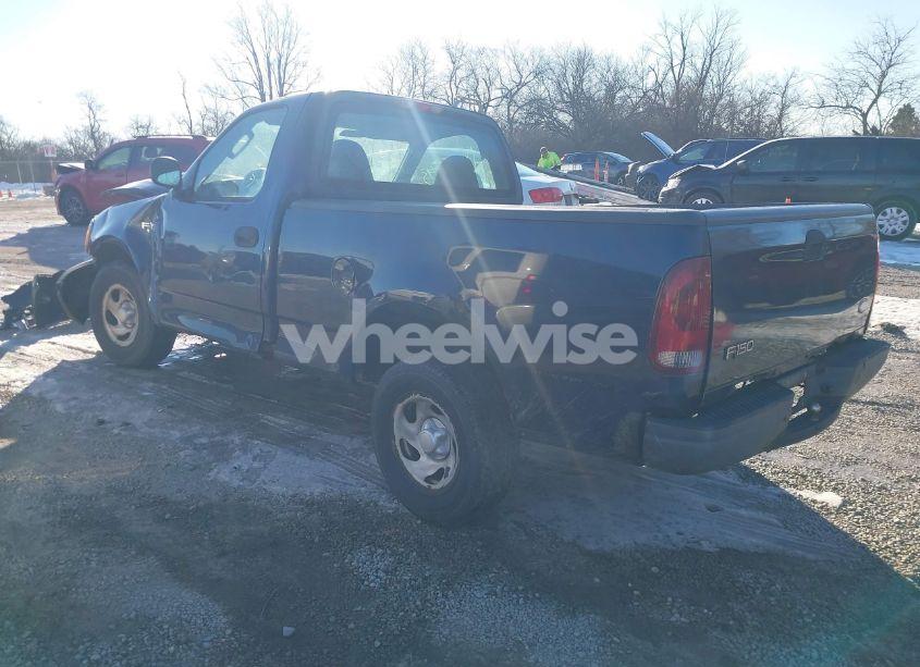 Photo 3 of 2003 Ford F-150 XL/XLT (VIN 2FTRF17283CA68062)