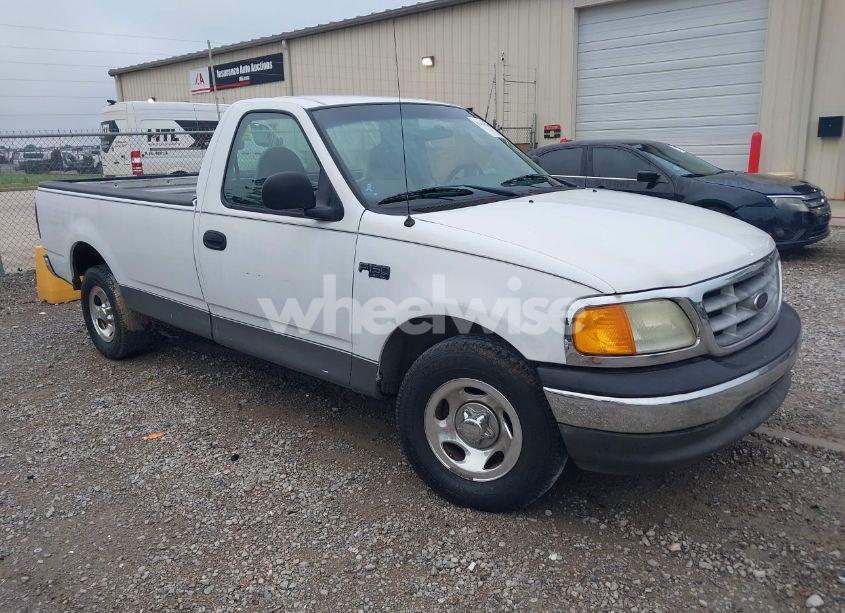 2004 Ford F-150 HERITAGE XL/XLT (VIN 2FTRF17294CA30311) main photo
