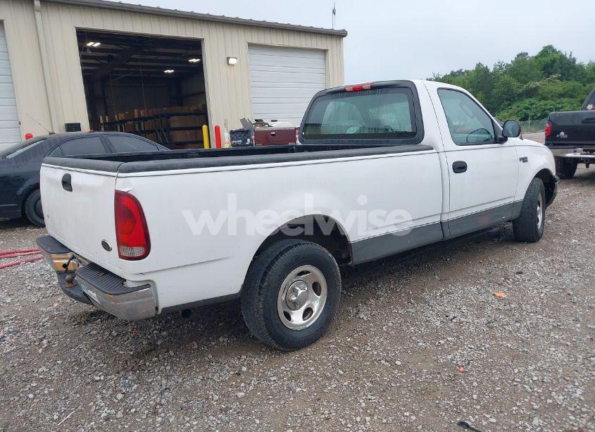 Photo 4 of 2004 Ford F-150 HERITAGE XL/XLT (VIN 2FTRF17294CA30311)