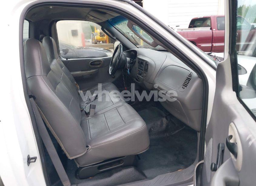 Photo 5 of 2004 Ford F-150 HERITAGE XL/XLT (VIN 2FTRF17294CA30311)