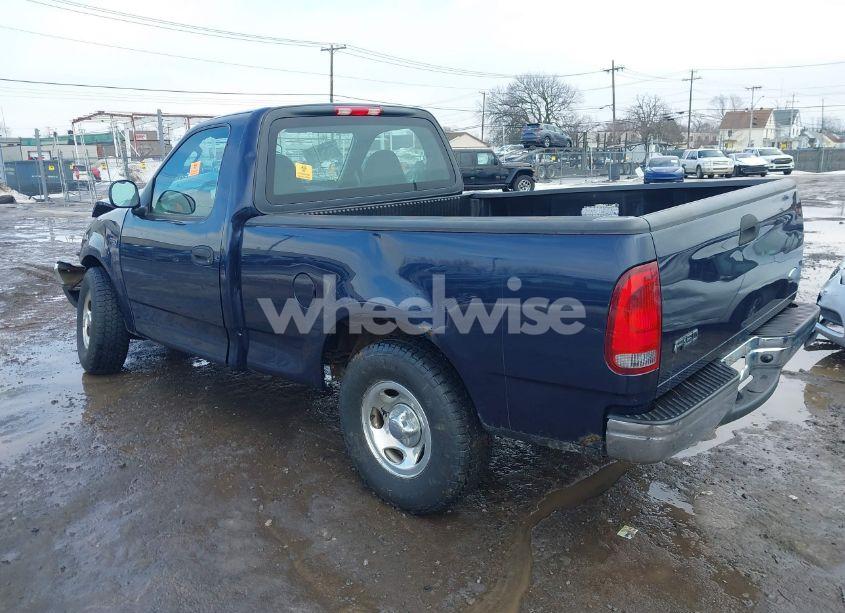 Photo 3 of 2003 Ford F-150 XL/XLT (VIN 2FTRF172X3CA60139)