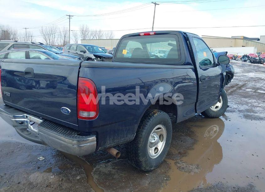 Photo 4 of 2003 Ford F-150 XL/XLT (VIN 2FTRF172X3CA60139)