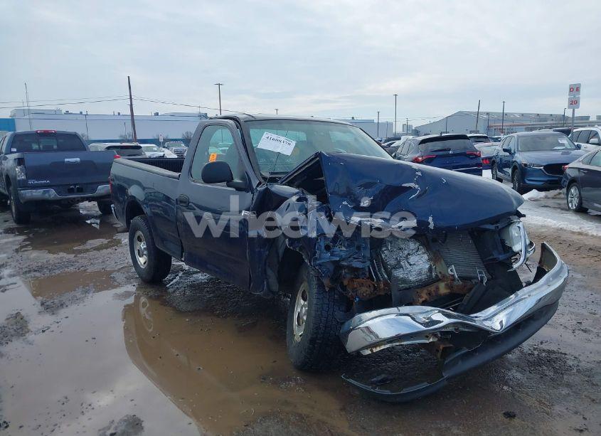 Photo 6 of 2003 Ford F-150 XL/XLT (VIN 2FTRF172X3CA60139)