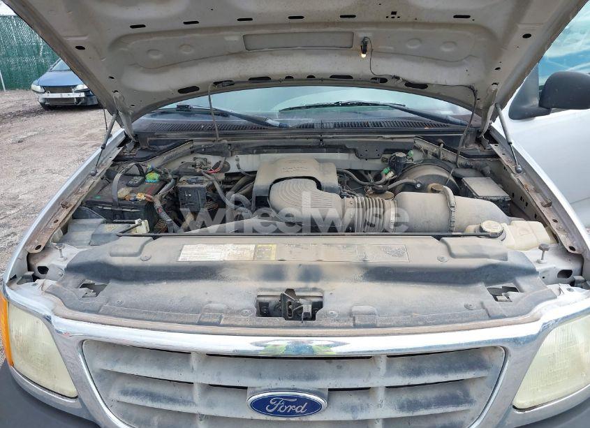 Photo 10 of 2004 Ford F-150 HERITAGE XL/XLT (VIN 2FTRF17W64CA84331)