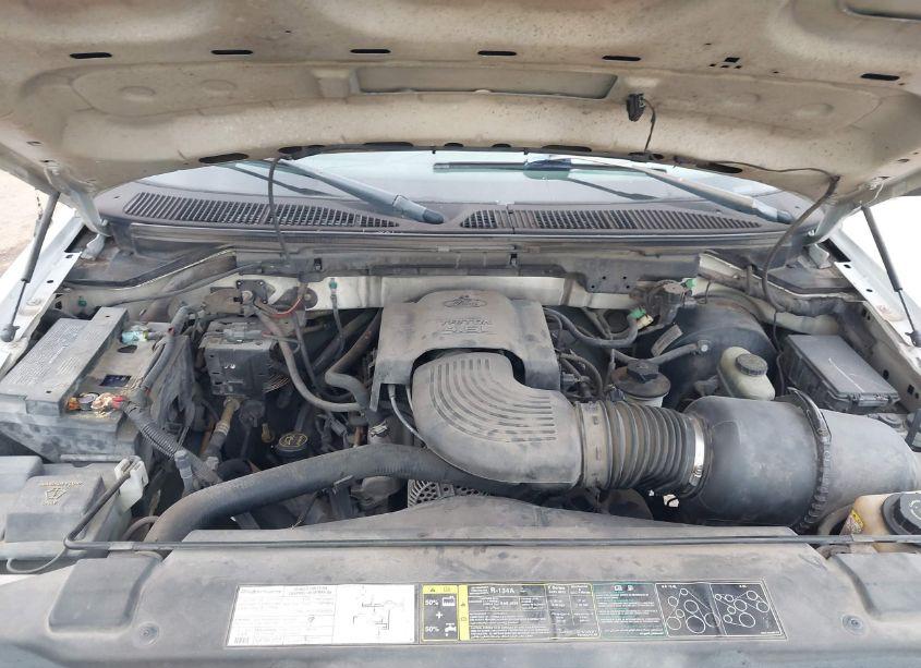 Photo 10 of 2004 Ford F-150 HERITAGE XL/XLT (VIN 2FTRF17W74CA64802)