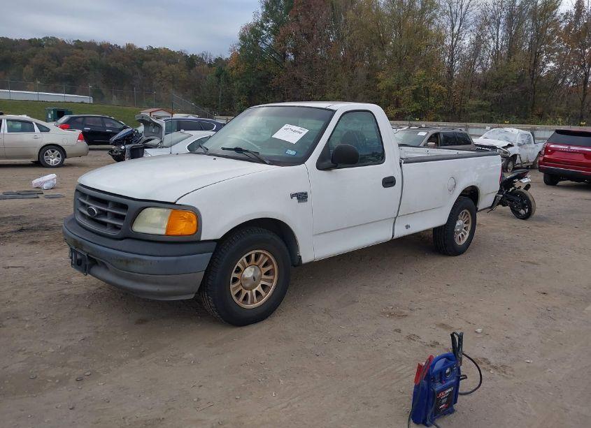Photo 2 of 2004 Ford F-150 HERITAGE XL/XLT (VIN 2FTRF17W74CA64802)