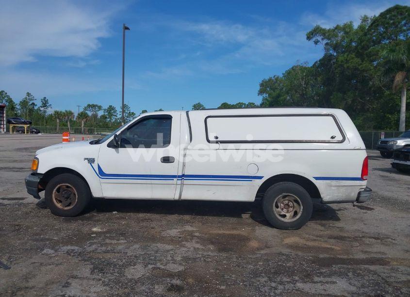 Photo 14 of 2004 Ford F-150 HERITAGE XL/XLT (VIN 2FTRF17W84CA14975)