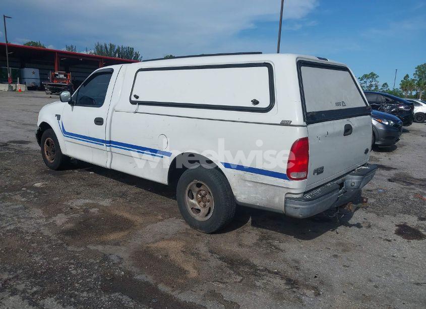 Photo 3 of 2004 Ford F-150 HERITAGE XL/XLT (VIN 2FTRF17W84CA14975)