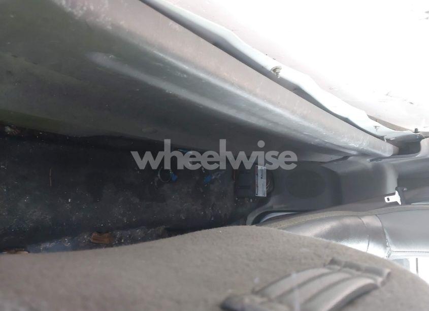 Photo 8 of 2004 Ford F-150 HERITAGE XL/XLT (VIN 2FTRF17W84CA14975)