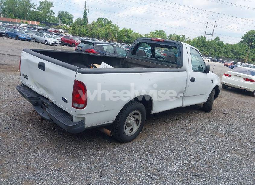 Photo 4 of 2004 Ford F-150 HERITAGE XL/XLT (VIN 2FTRF17W84CA35714)