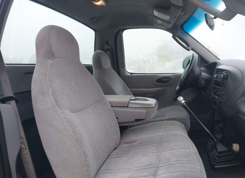 Photo 8 of 2003 Ford F-150 XL/XLT (VIN 2FTRF18253CB13151)