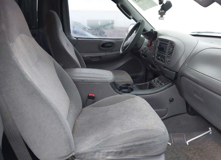 Photo 5 of 2004 Ford F-150 HERITAGE CLASSIC (VIN 2FTRF18W94CA49796)