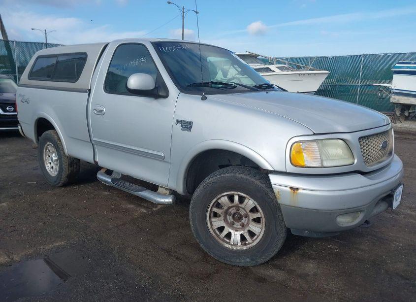 2003 Ford F-150 XL/XLT (VIN 2FTRF18WX3CA98813) main photo