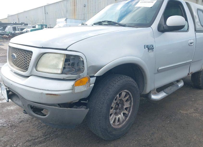 Photo 6 of 2003 Ford F-150 XL/XLT (VIN 2FTRF18WX3CA98813)