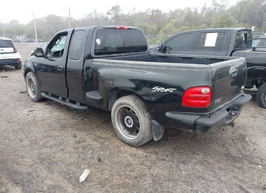 Photo 3 of 2002 Ford F-150 XL/XLT (VIN 2FTRX07242CA76911)