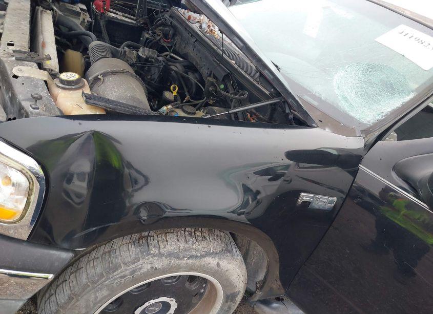 Photo 6 of 2002 Ford F-150 XL/XLT (VIN 2FTRX07242CA76911)