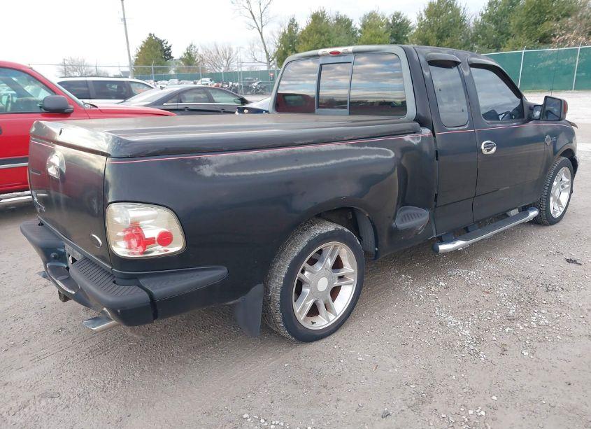 Photo 4 of 2000 Ford F-150 LARIAT/XL/XLT (VIN 2FTRX07L8YCB05862)