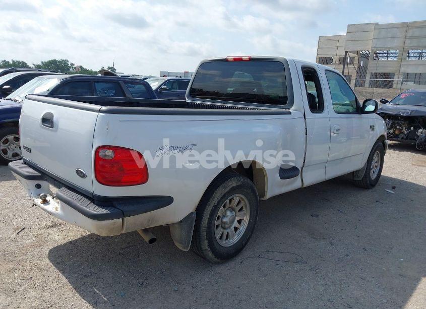 Photo 4 of 2001 Ford F-150 LARIAT/XL/XLT (VIN 2FTRX07W11CA79640)