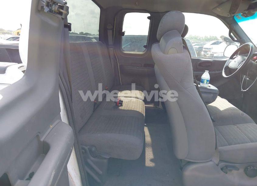 Photo 8 of 2001 Ford F-150 LARIAT/XL/XLT (VIN 2FTRX07W11CA79640)