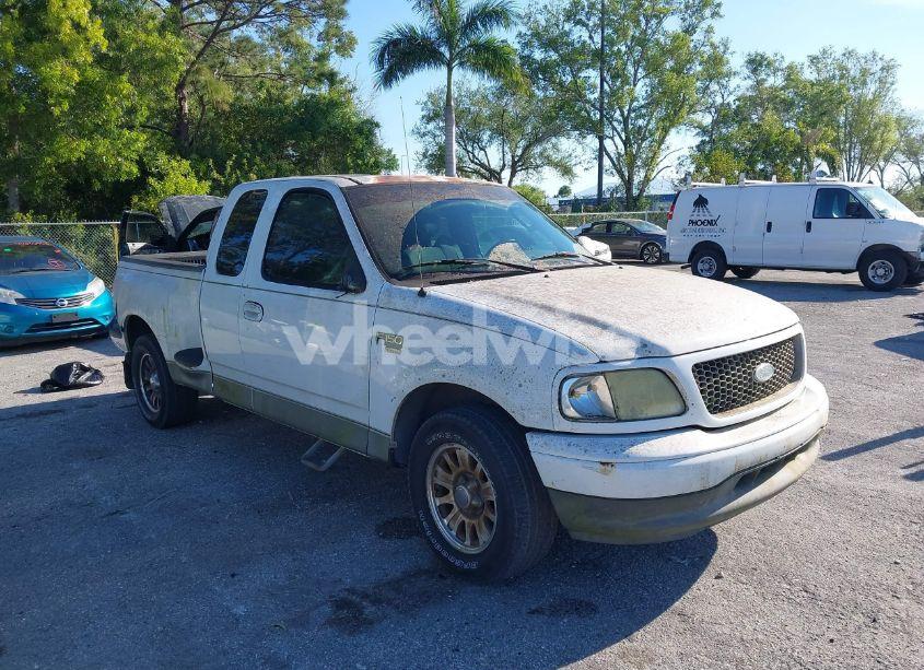2003 Ford F-150 LARIAT/XL/XLT (VIN 2FTRX07W13CA16167) main photo
