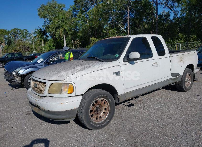Photo 2 of 2003 Ford F-150 LARIAT/XL/XLT (VIN 2FTRX07W13CA16167)