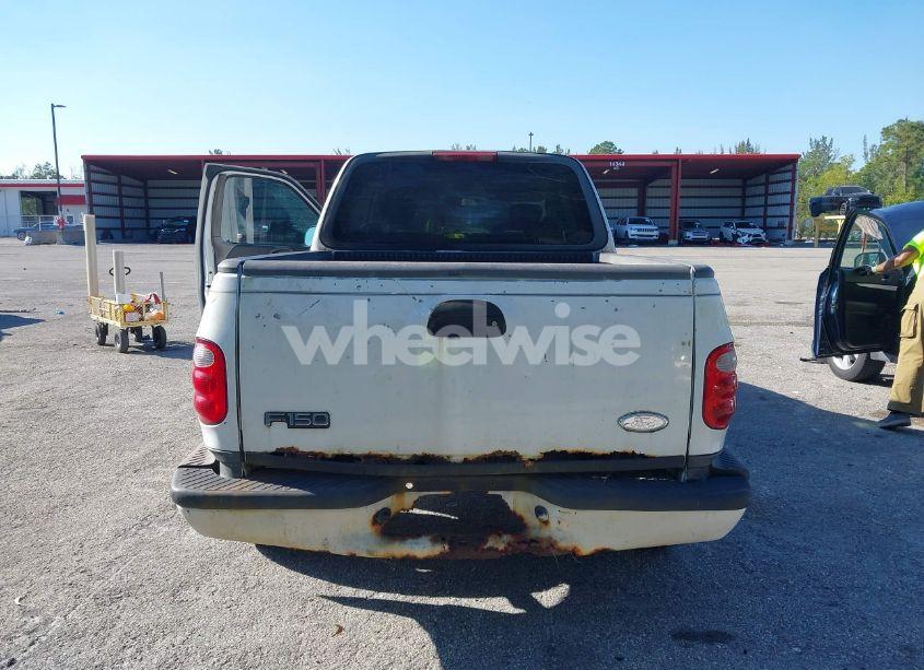 Photo 6 of 2003 Ford F-150 LARIAT/XL/XLT (VIN 2FTRX07W13CA16167)