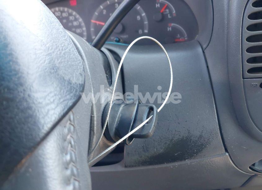 Photo 11 of 2001 Ford F-150 LARIAT/XL/XLT (VIN 2FTRX07WX1CA79197)