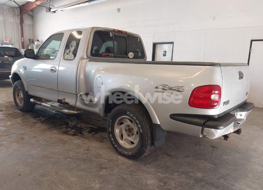 Photo 3 of 1998 Ford F-150 LARIAT/XL/XLT (VIN 2FTRX08L1WCA04612)