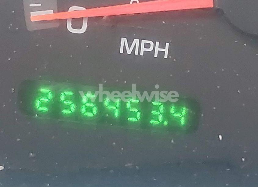 Photo 6 of 2000 Ford F-150 LARIAT/XL/XLT (VIN 2FTRX08L6YCA94651)