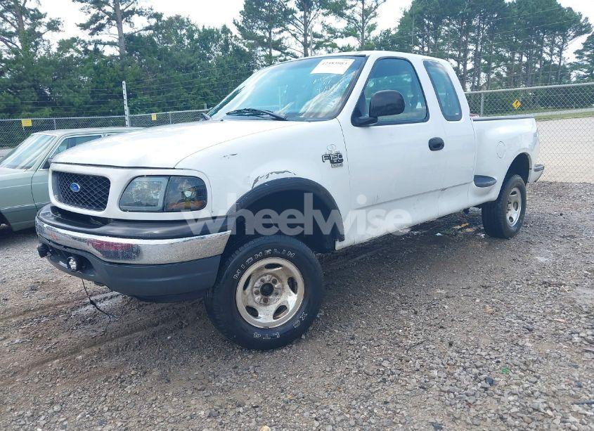 Photo 2 of 2003 Ford F-150 LARIAT/XL/XLT (VIN 2FTRX08W53CA43029)